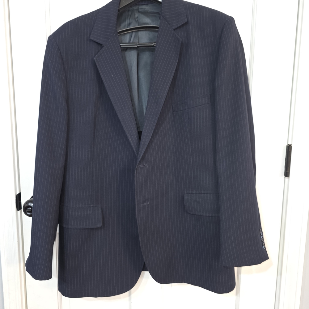 Classic Navy Pinstripe Men's Blazer